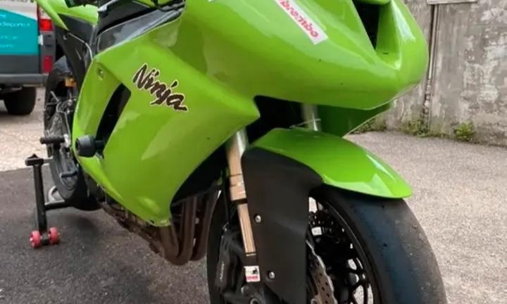 Kawasaki Ninja 600 pronto pista