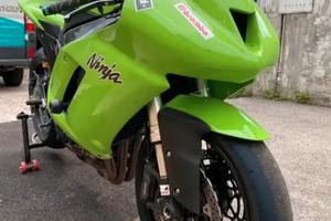 Kawasaki Ninja 600 pronto pista