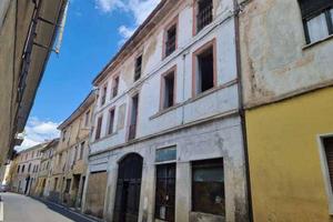 Immobile in asta di 100 m² con 1 locale a Fara Nov
