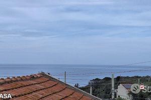 Piano Torre, semi indipendente con spazi esterni