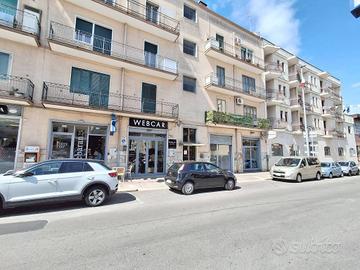 Appartamento di 115 m² con 4 locali a Noci