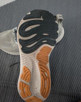 Brooks glicerin 22