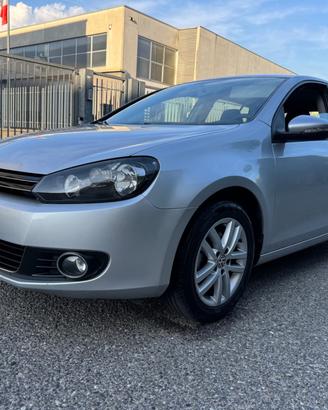 Volkswagen Golf Benzina idonea anche ai neopatenta