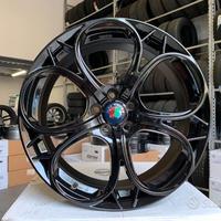 Cerchi Alfa Romeo raggio 17 NUOVI cod.2039287