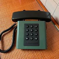 Telefono 1990 fisso GIUGIARO design ny URMET