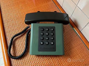 Telefono 1990 fisso GIUGIARO design ny URMET