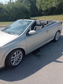 Astra twin top