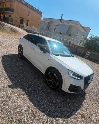 Audi Q2 1.6
