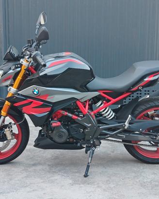 BMW G310R (2024)  - pari al nuovo, solo 900 km