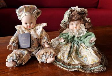 Lotto 2 bambole vintage porcellana Capodimonte