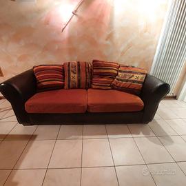 Divano etnico in VERA PELLE con pouf