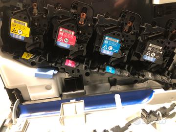 4 Toner Hp Laser Jet CP 3525n