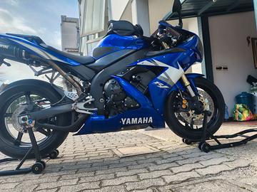 R1 yzf