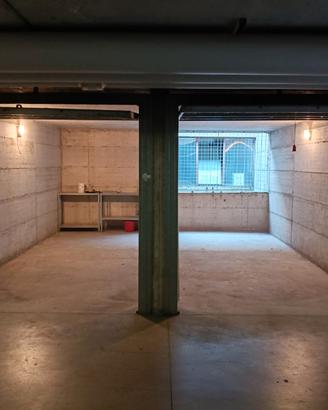 N. 2 garage