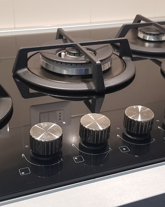 Piano cottura 5 fuochi