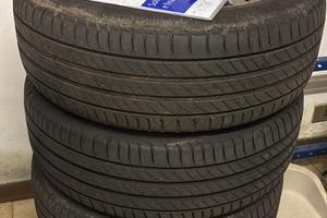 Michlein Primacy 4 su cerhi in lega da 16