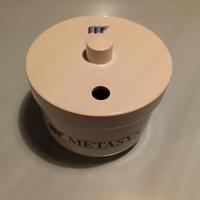 contenitore in plastica per disinfezione protesi