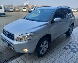 Toyota RAV 4 RAV4 2.2 D-4D 136 CV DPF Sol