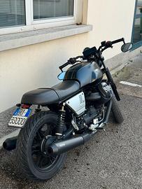 Moto Guzzi V7 stone 3 2021