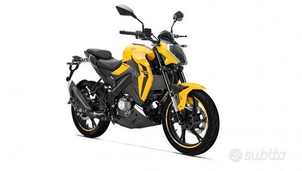 Keeway RKF 125 giallo