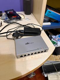 Switch UniFi US-8 8 porte Gigabit