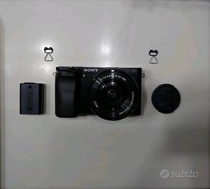 SONY alpha 6000 APS-C 24MP + 14-42mm motorizzato