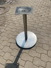 Base in acciaio per tavolino