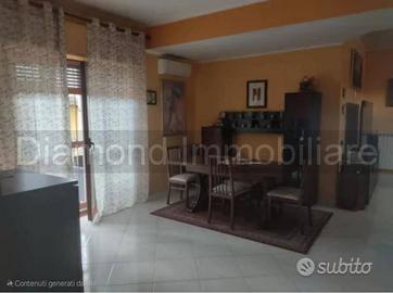 Luminoso appartamento 135mq a Santa Venerina