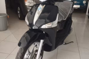 COME NUOVO Piaggio Liberty 125 IJET ABS BLACK KM 6