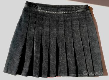 Gonna in velluto con pieghe