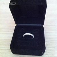 Anello a fedina in argento 925 con diamonique