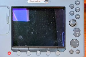 Raymarine display multifunzione (MFD) E80