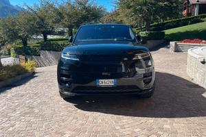 Range Rover Sport 3.0 benzina 550cv