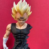 Statua Vegeta Majin mezzo busto