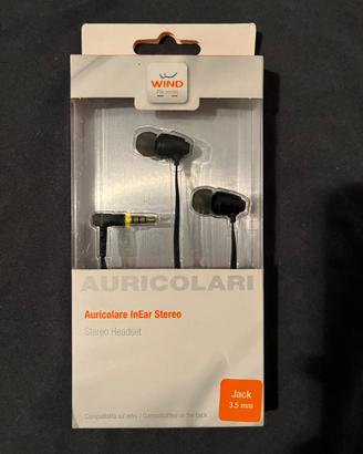 Cuffie auricolari con cavo jack universali ottime