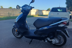 PIAGGIO FLY 50cc 700 euro leggermente trattabile