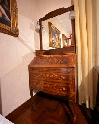 Scrittoio mobile in legno