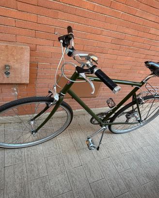 Tokyobike con sella e maubri Brooks