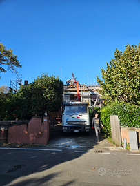 Iveco 75e 14 con gru