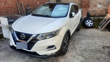 Nissan Qashqai 1.3 benzina 160 cv