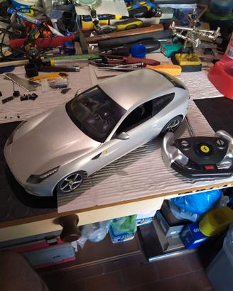Modellino radiocomandato Ferrari