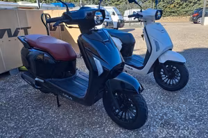 New tnt yolo 50 4t full led tipo vespa