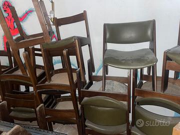 Sedie in legno e similpelle