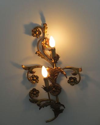 applique di pregio, grande, in foglia d'oro