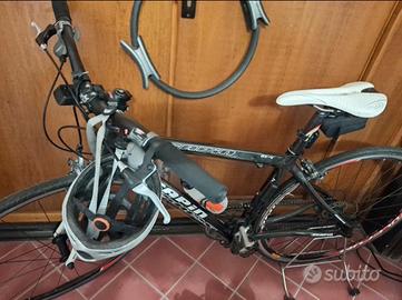 Bici da corso full carbon