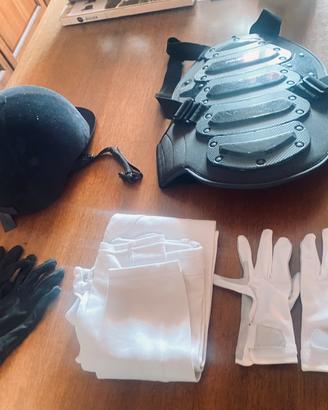 Vario materiale  per Equitazione