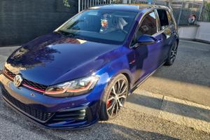 Volkswagen Golf 7.5 GTI
