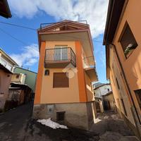 CASA SEMINDIPENDENTE A BOSSICO