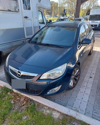 Opel Astra station wagon