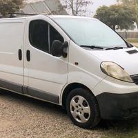 OIpel Vivaro 2.0 diesel anno 2013 - 3 posti